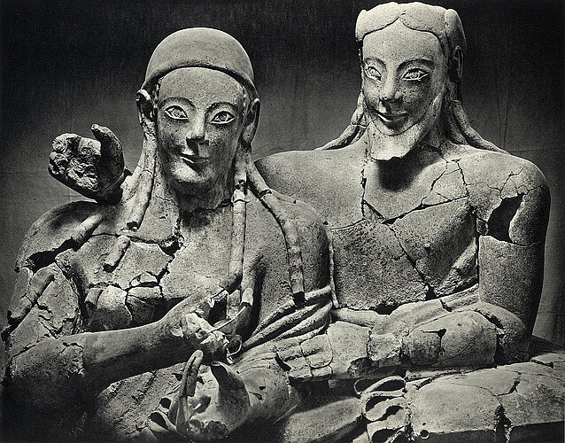 Etruskischer Sarkophag aus Cerveteri, 1941 (Foto: Ilse Schneider-Lengyel)